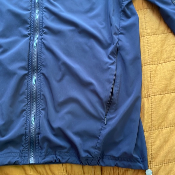 Outdoor Voices lightweight spandex jogging jacket, size M in blue/blue speckle. - Picture 4 of 7